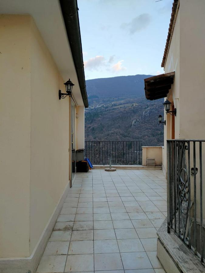 Casa Anversa Anversa Degli Abruzzi Exterior photo